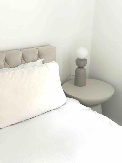 Stunning 2 Bedroom Flat Camden London Bagian luar foto