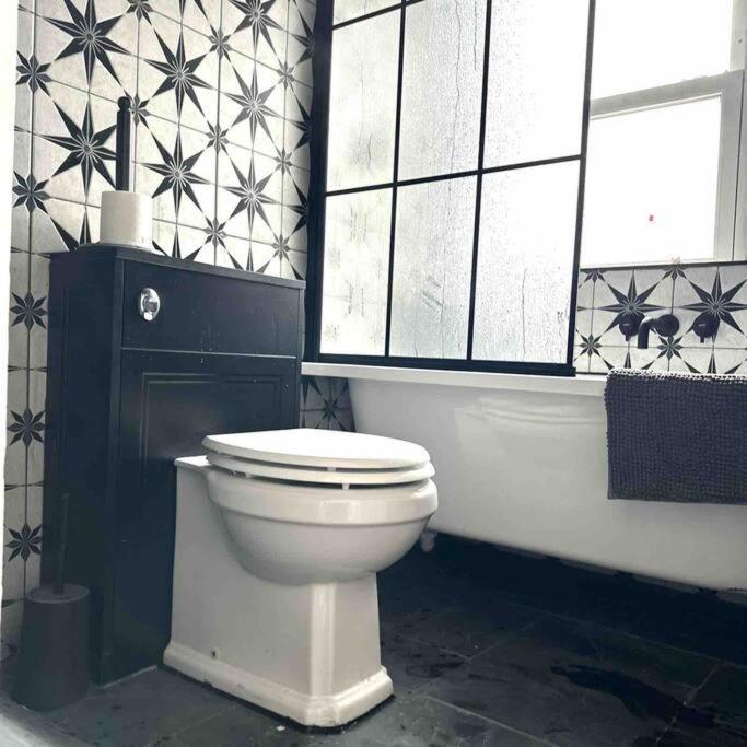 Stunning 2 Bedroom Flat Camden London Bagian luar foto